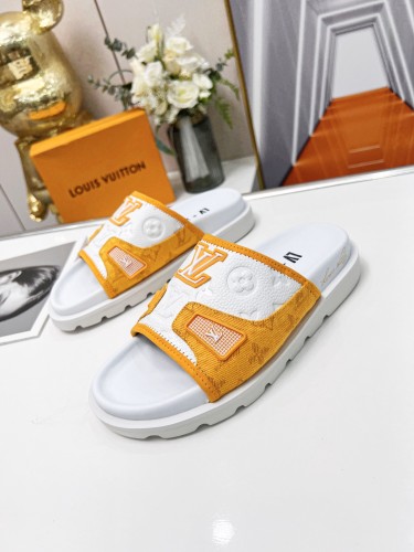 LV Sandals 1：1 Quality-470