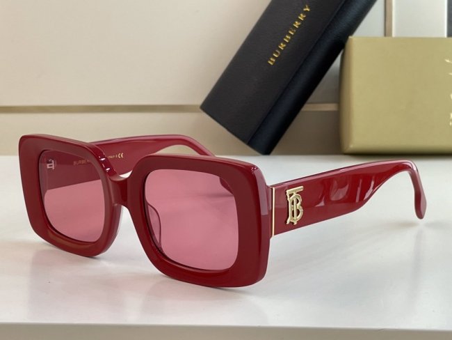 Burberry Sunglasses AAAA-655
