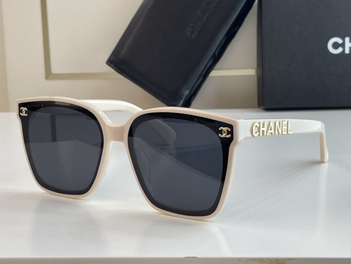 CHNL Sunglasses AAAA-390