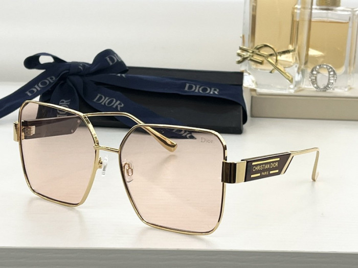 Dior Sunglasses AAAA-504