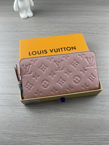 Super Perfect LV Wallet-246