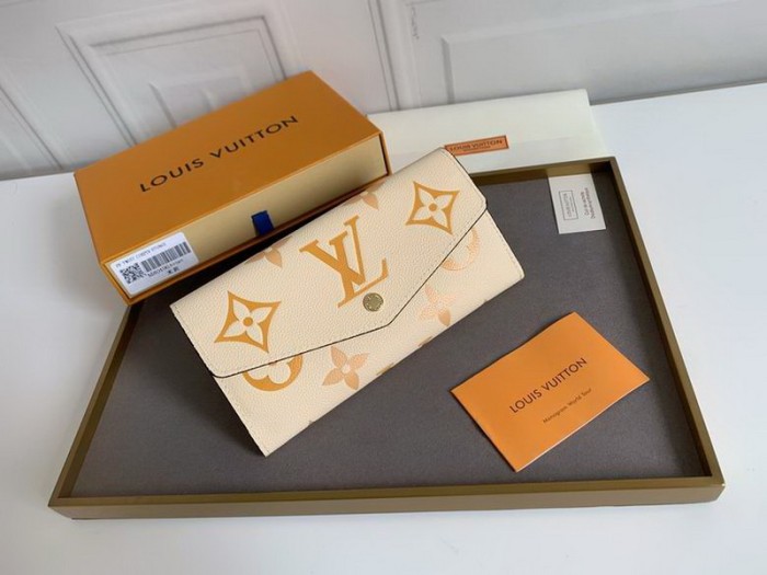 Super Perfect LV Wallet-224