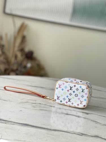 Super Perfect LV Wallet-410