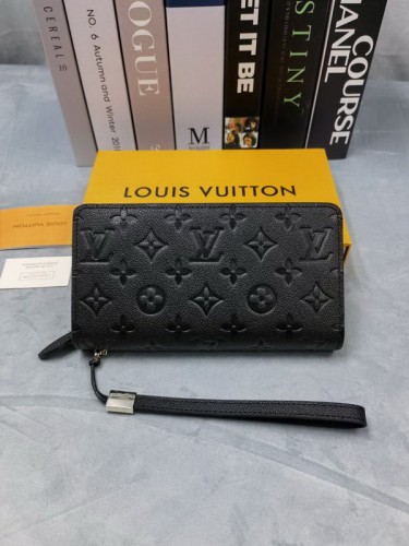 Super Perfect LV Wallet-327