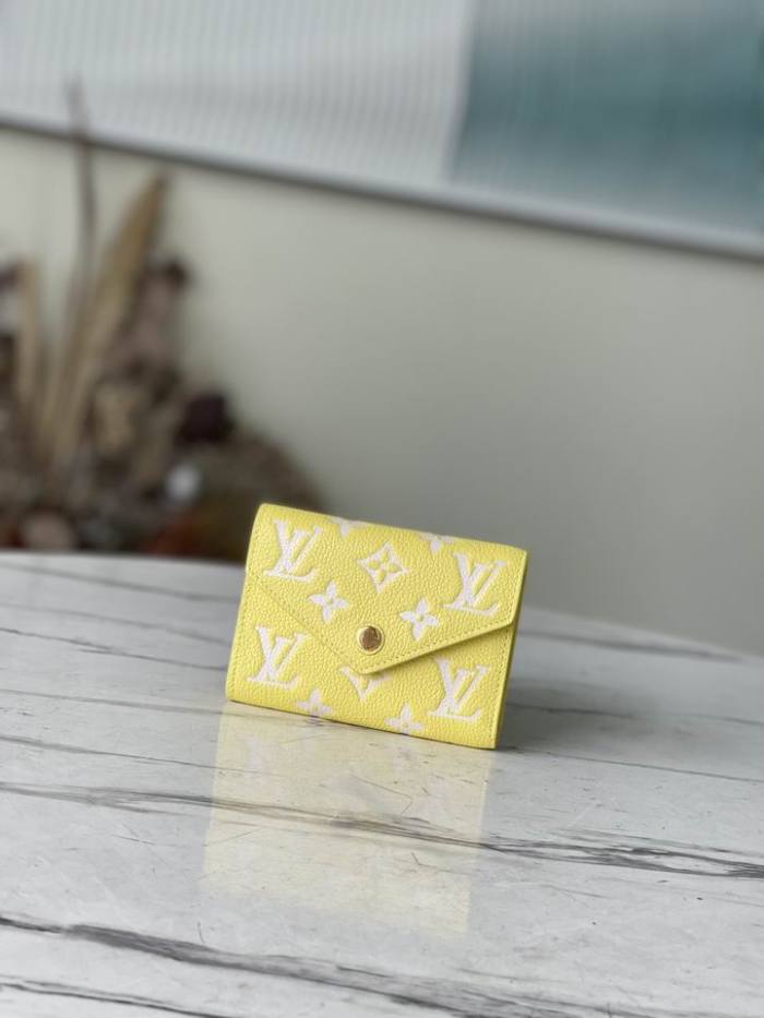 Super Perfect LV Wallet-407