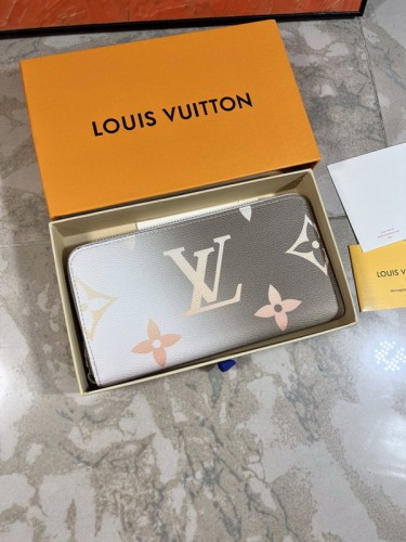 Super Perfect LV Wallet-305