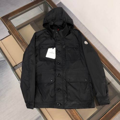 Moncler Coat men-389