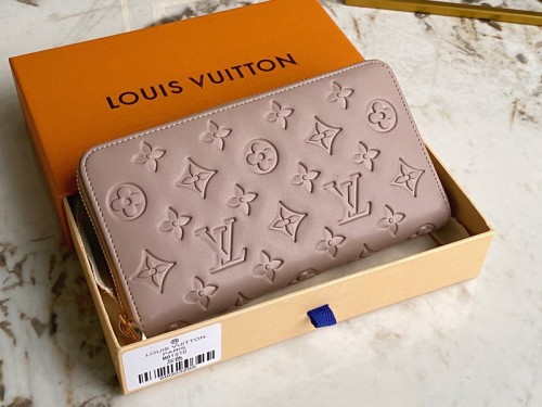 Super Perfect LV Wallet-506