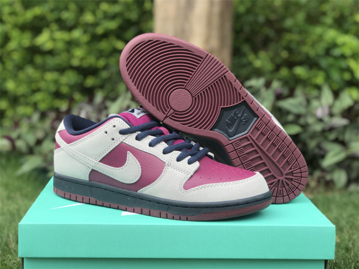Authentic Nike SB Dunk Low Bordeaux