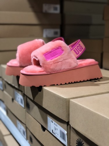 UG Sandals-019