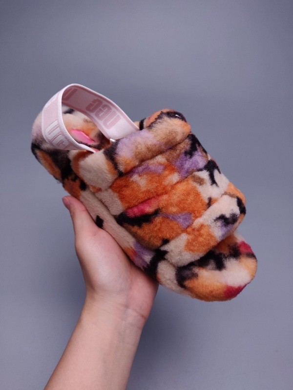 UG Sandals-018