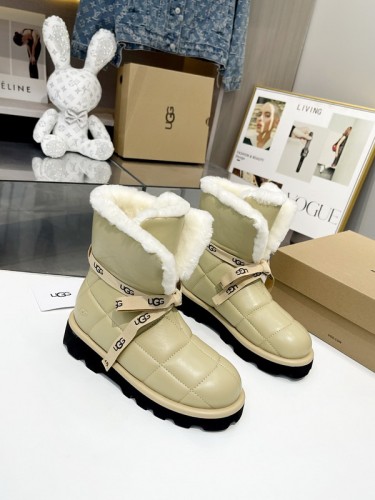 UG Boots Women-017