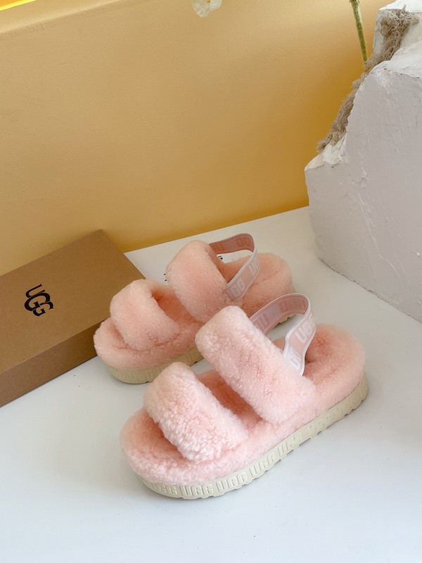 UG Sandals-044