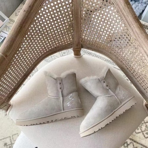 UG Boots Women-100