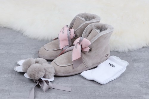 UG Boots Women-220