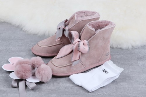 UG Boots Women-148