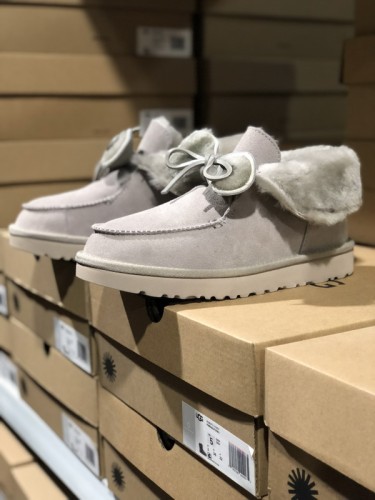 UG Boots Women-240
