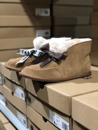 UG Boots Women-203