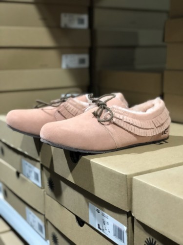 UG Boots Women-235