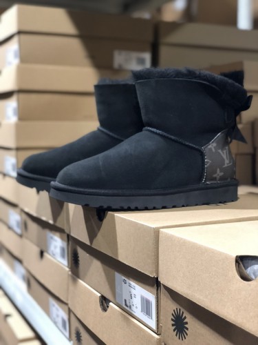 UG Boots Women-258