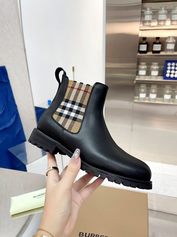 Burberry women shoes 1;1 quality-034