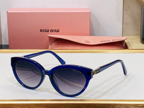 Miu Miu Sunglasses AAAA-285