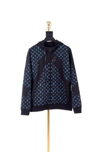 LV Coat men-670