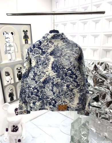 LV Coat men-674