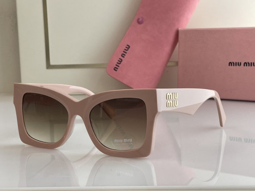 Miu Miu Sunglasses AAAA-328