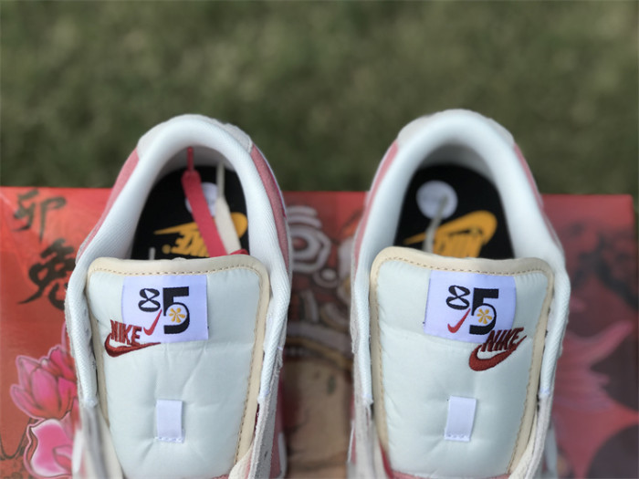 Authentic Nike Dunk Low SE 85 Rabbit