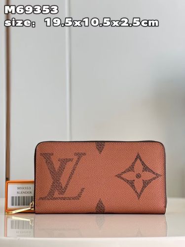 Super Perfect LV Wallet-531