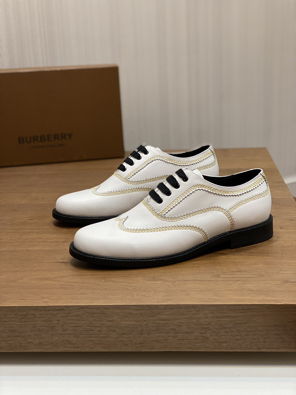 Super Max Burberry Shoes-022