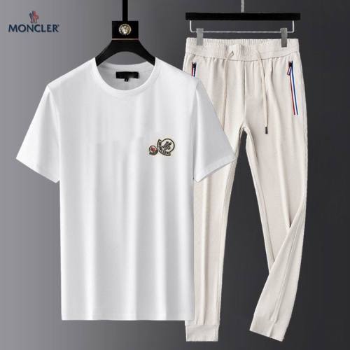 Moncler suit-323(M-XXXL)