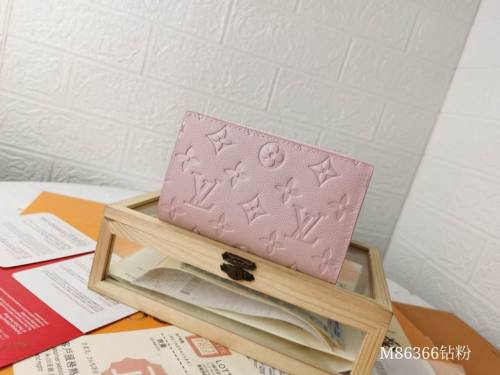 Super Perfect LV Wallet-632