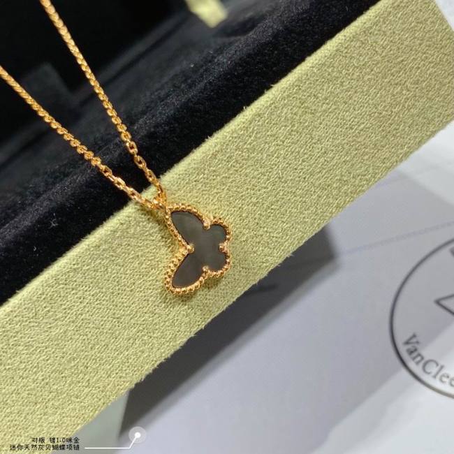 Van Cleef & Arpels Necklace-074