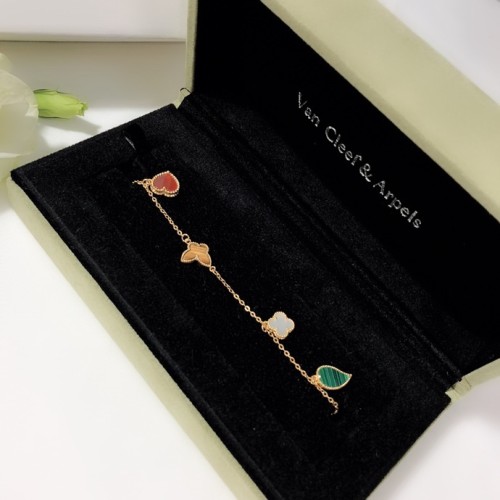 Van Cleef & Arpels bracelet-017