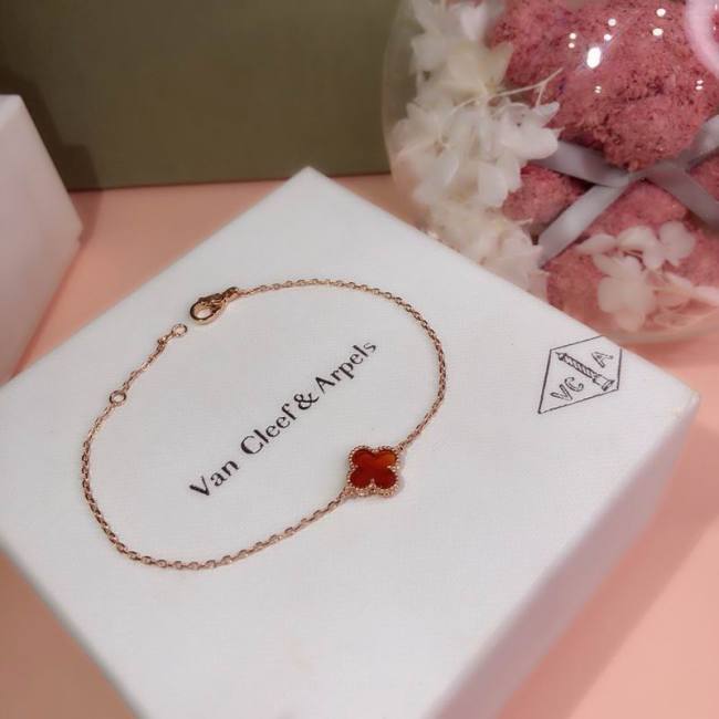 Van Cleef & Arpels bracelet-003