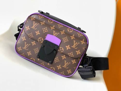 LV Hangbags AAA Men-065