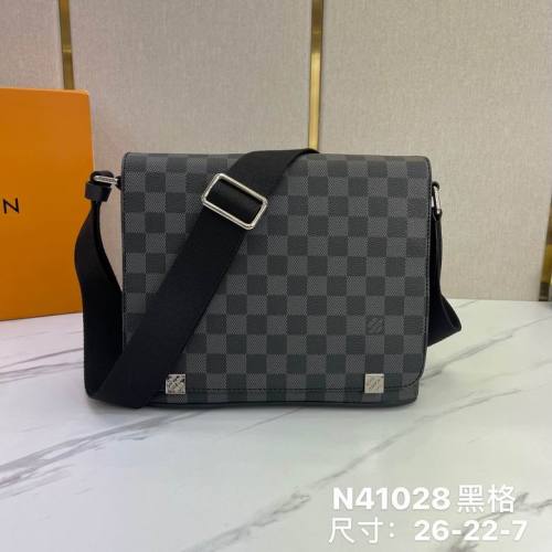 LV Hangbags AAA Men-049