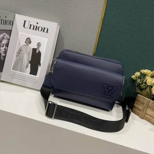 LV Hangbags AAA Men-080