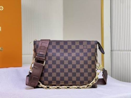 LV Hangbags AAA Women-938