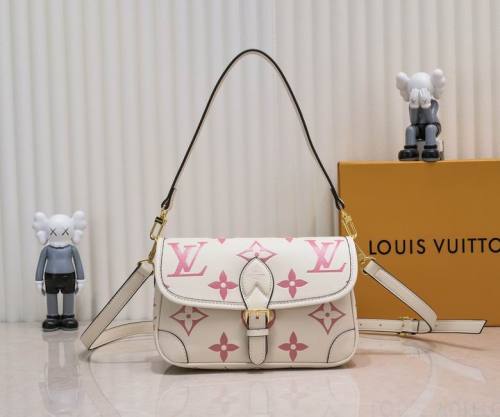 LV Hangbags AAA Women-983