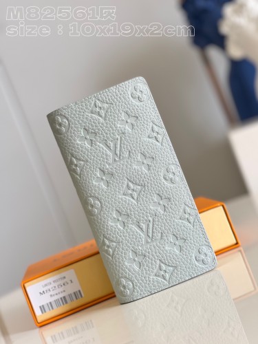 Super Perfect LV Wallet-677