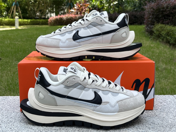 Authentic Sacai x VaporWaffle Beige Black