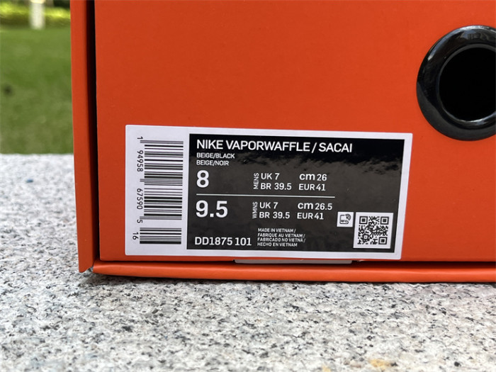 Authentic Sacai x VaporWaffle Beige Black