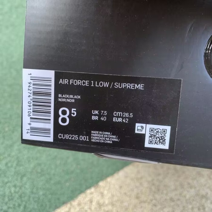 Authentic Supreme x Nike Air Force 1 Low Black