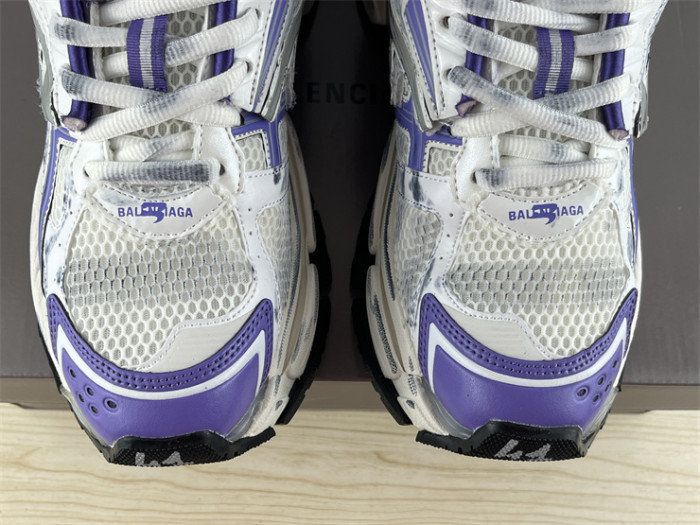 B 17FW Tripe-S High End Sneaker-438