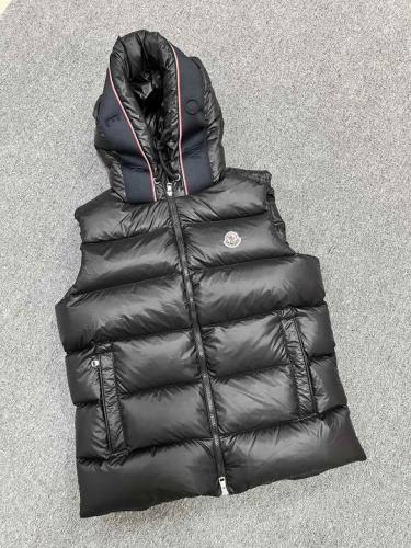 Moncler Down Vest men-136