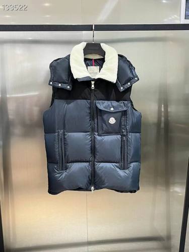Moncler Down Vest men-140