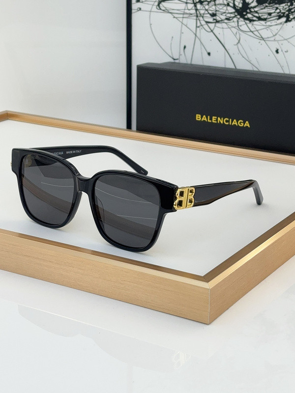 B Sunglasses AAAA-813